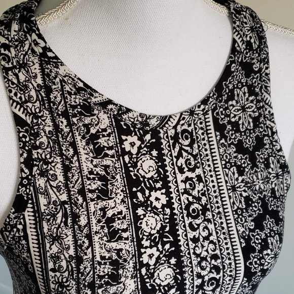 📌 Boho Paisley Patterned Racer Back Tank Top - Picture 6 of 8